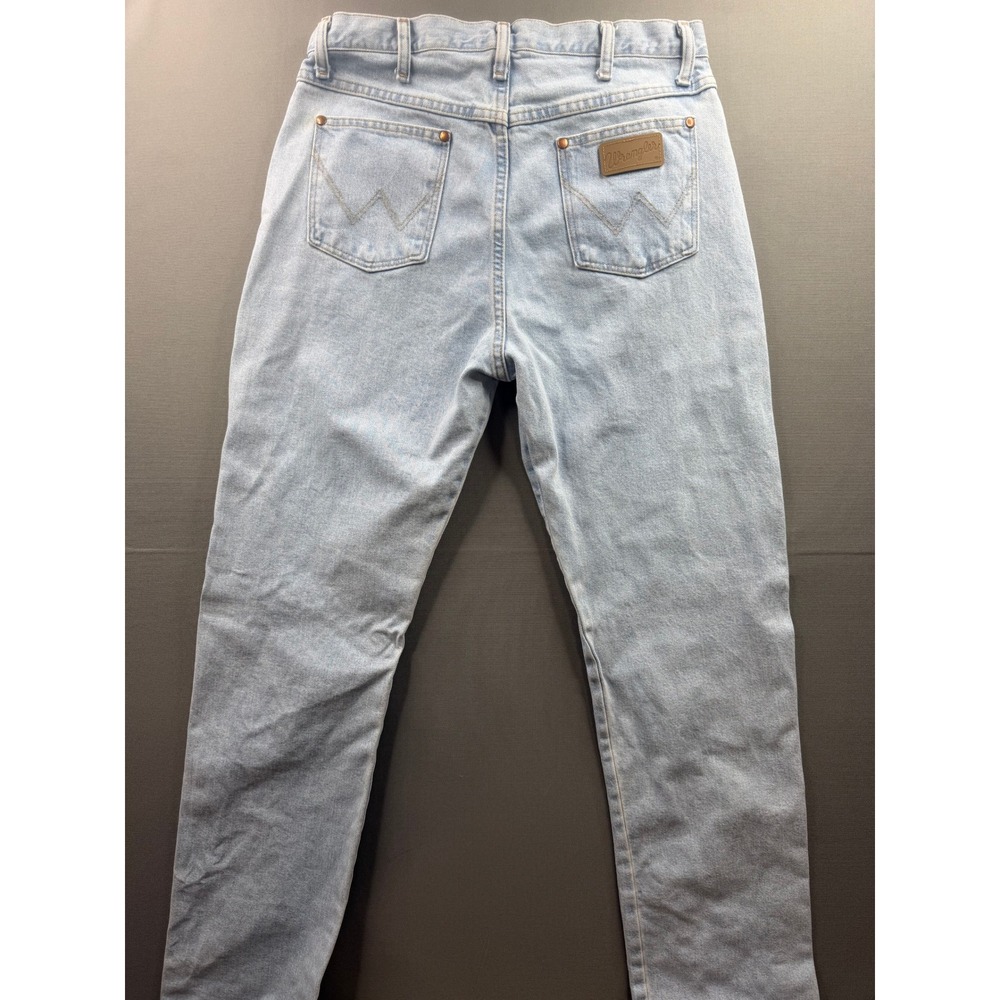 Wrangler Light Wash Straight Leg Jeans - Pale Blue